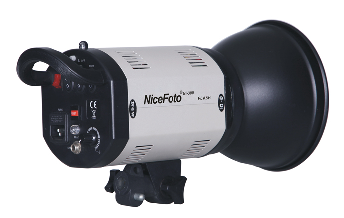 Студийный моноблок NiceFoto Ni-300 (мощность 300 Дж, bowens)